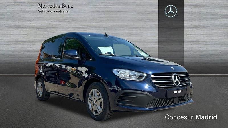 Nuevo Mercedes T180 115 CV (84 kW) 2025 Azul Monovolumen