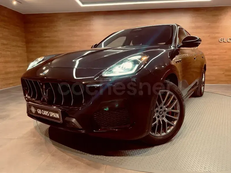 Usado Maserati Grecale GT 300 CV (220 kW) 2023 Negro SUV