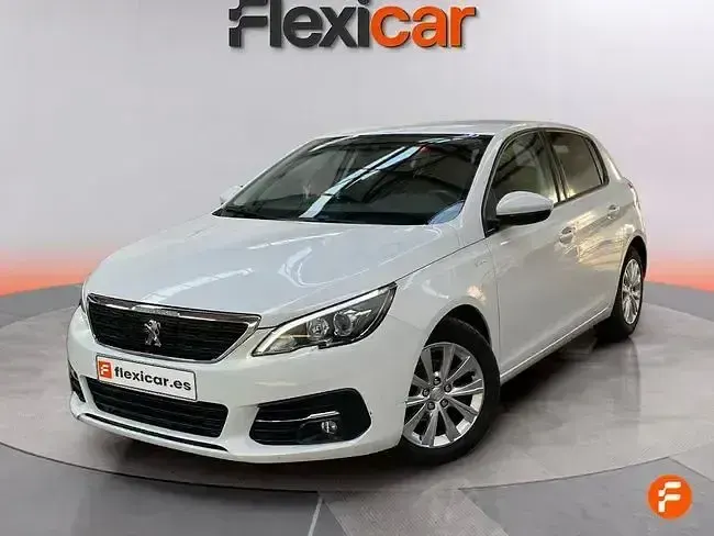 Usado Peugeot 308 Style 110 CV (80 kW) 2019 Blanco Berlina