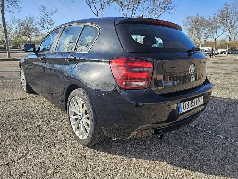 Usado BMW 120 Comfort Edition 184 CV (135 kW) 2012 Negro Utilitario