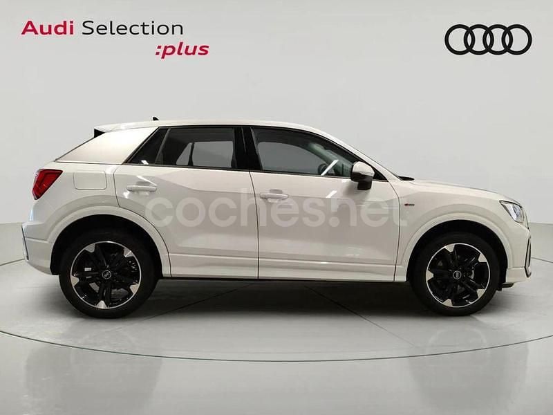 Usado Audi Q2 S-Line 116 CV (85 kW) 2025 Blanco SUV