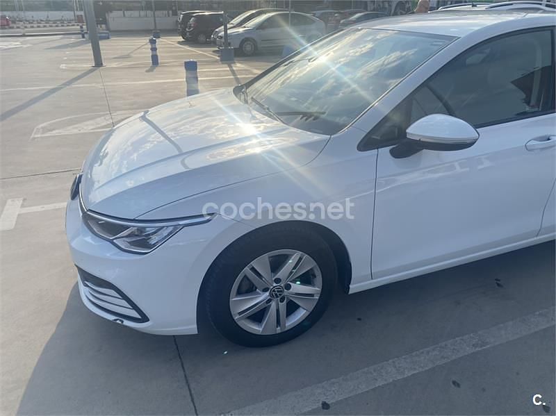 Usado VW Golf VII Life 150 CV (110 kW) 2021 Blanco Utilitario