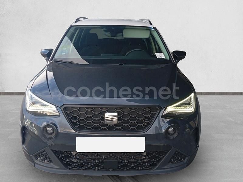 Usado Seat Arona Style 116 CV (85 kW) 2025 Gris SUV