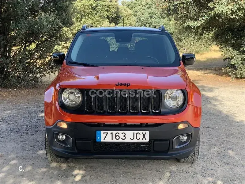 Usado Jeep Renegade Limited 140 CV (102 kW) 2015 Naranja SUV