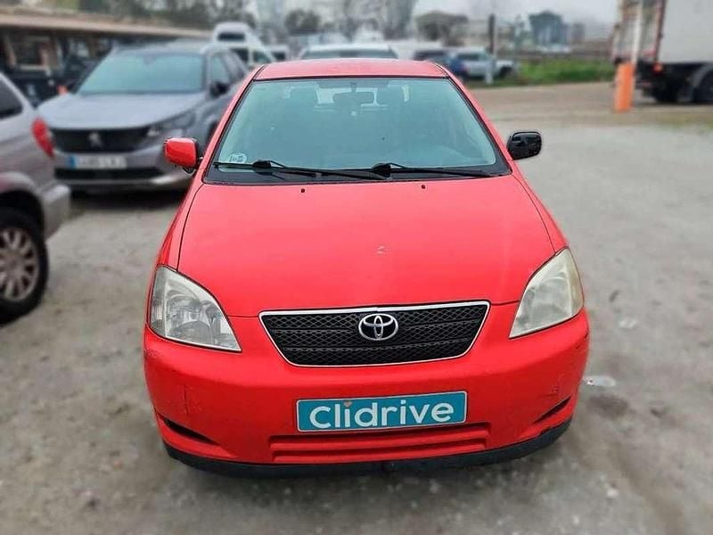 Usado Toyota Corolla Luna 110 CV (80 kW) 2004 Rojo Berlina