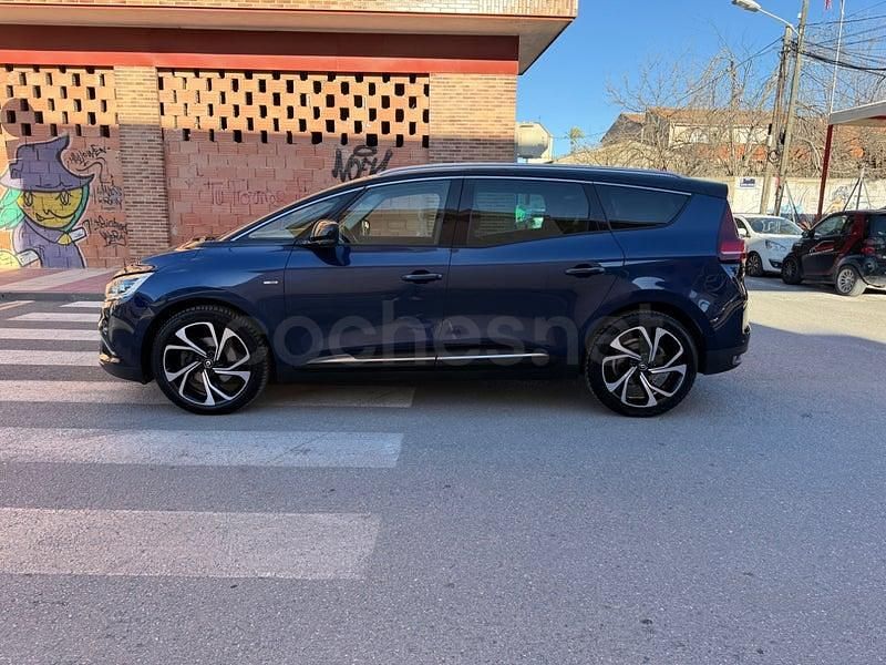 Usado Renault Grand Scénic IV Zen 150 CV (110 kW) 2020 Azul Monovolumen