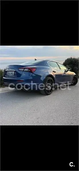 Usado Maserati Ghibli 430 CV (316 kW) 2018 Azul Berlina