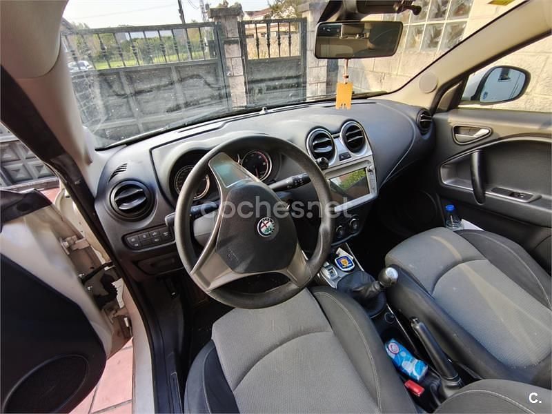 Usado Alfa Romeo MiTo Progression 95 CV (69 kW) 2010 Blanco Utilitario