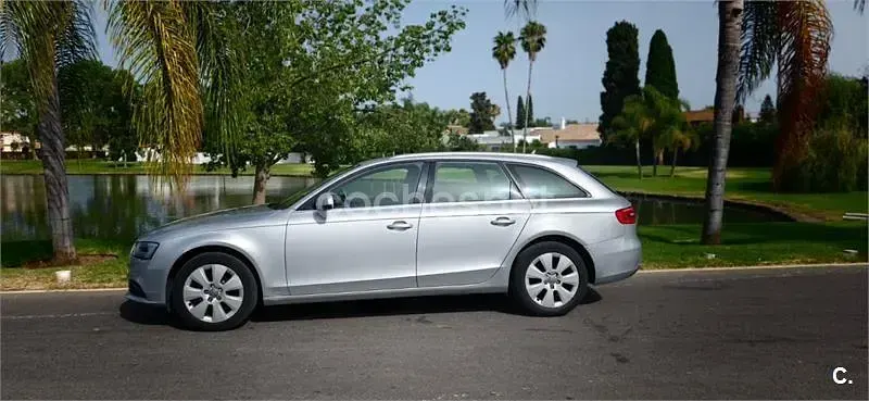 Usado Audi A4 Advanced Plus 150 CV (110 kW) 2014 Gris / plata Familiar