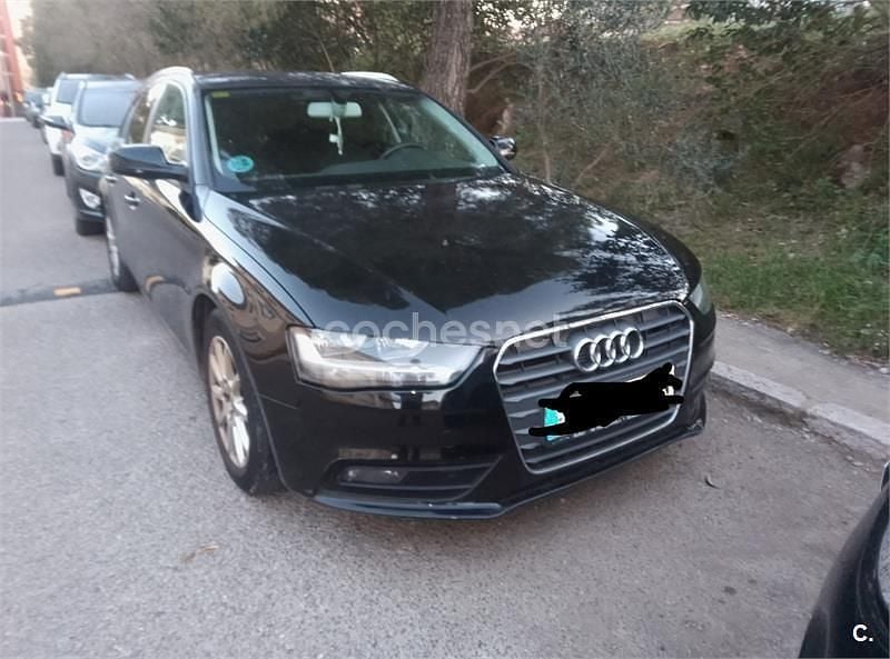 Usado Audi A4 136 CV (100 kW) 2015 Negro Familiar