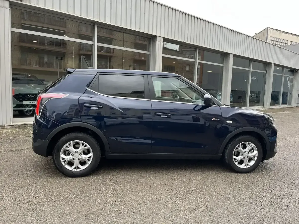 Usado SsangYong Tivoli 135 CV (99 kW) 2025 Azul