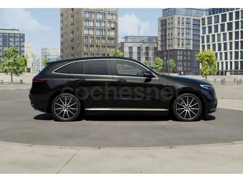 Usado Mercedes EQC400 300 kW (408 CV) 2021 Negro obsidiana  pintura metalizada SUV