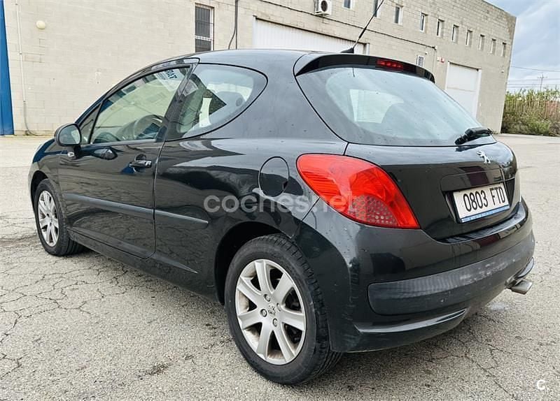 Usado Peugeot 207 Sport 120 CV (88 kW) 2007 Negro Berlina