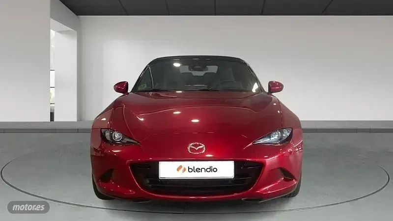 Nuevo Mazda MX5 Exclusive-Line 132 CV (97 kW) 2026 Rojo Descapotable