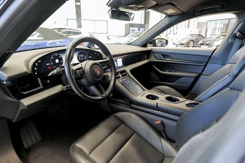 Usado Porsche Taycan Sport Turismo 300 kW (408 CV) 2023 Negro Berlina