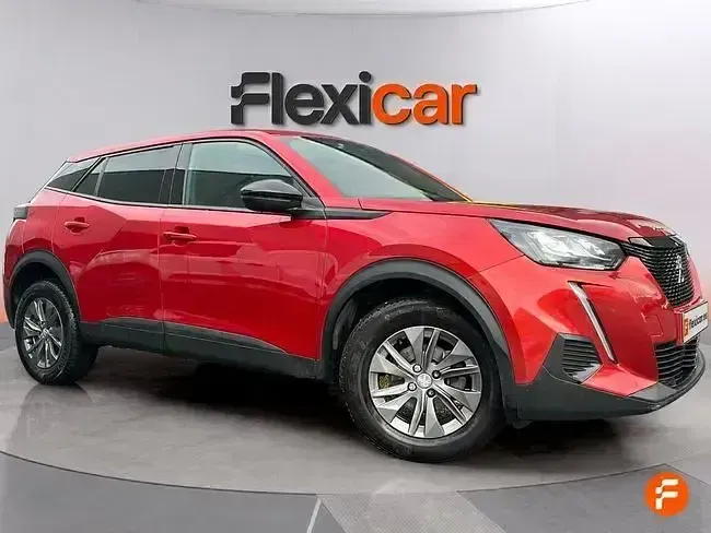 Usado Peugeot 2008 Active 130 CV (95 kW) 2023 Rojo SUV