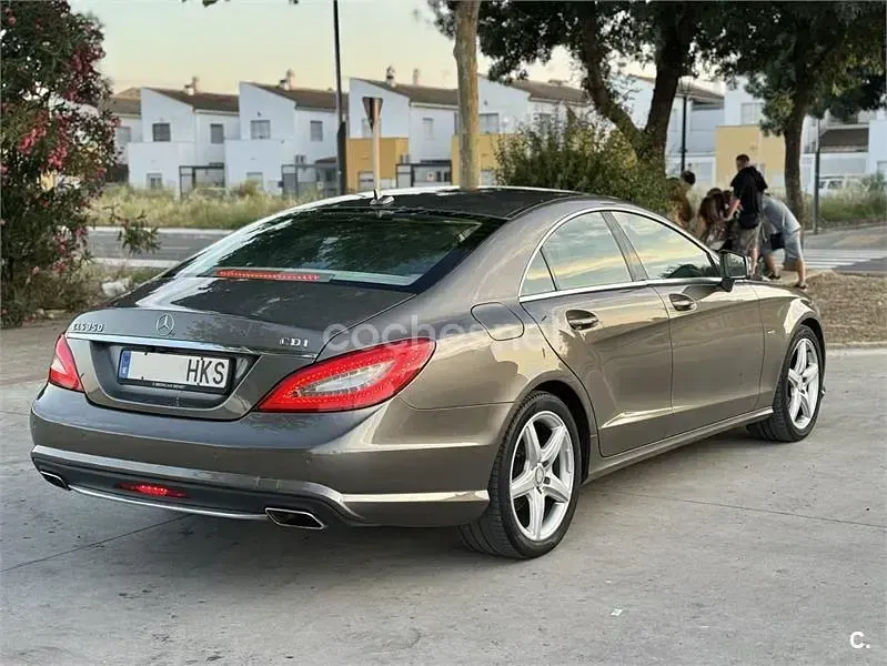 Usado Mercedes CLS350 265 CV (194 kW) 2012 Beige Berlina