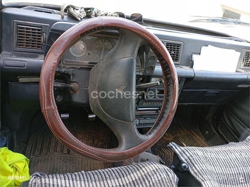 Käytetty Citroën C15 60 HP (44 kW) 2000 Musta Van