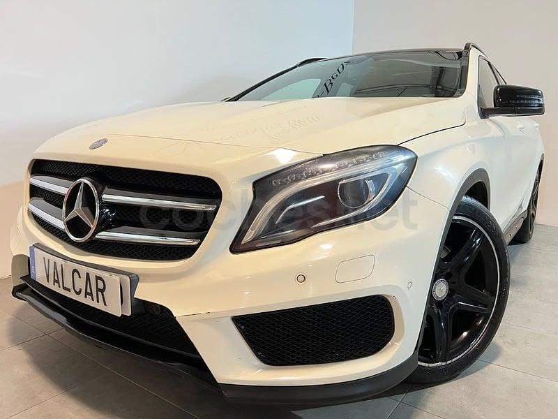 Usado Mercedes GLA220 AMG line 170 CV (125 kW) 2014 Blanco SUV