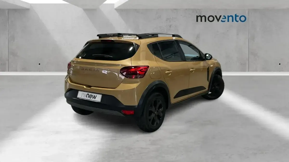 Usado Dacia Sandero Extreme 101 CV (74 kW) 2024 Marrón Berlina