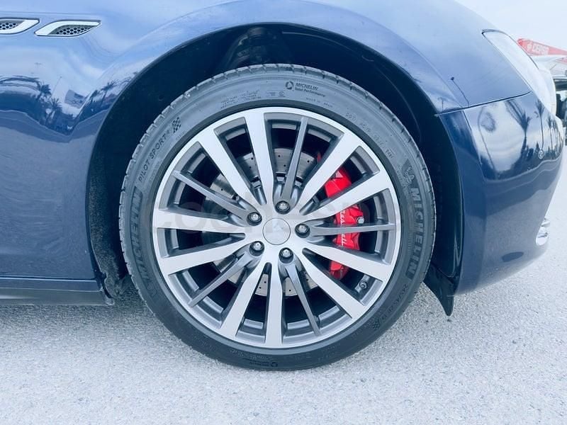 Usado Maserati Ghibli 275 CV (202 kW) 2015 Azul Berlina