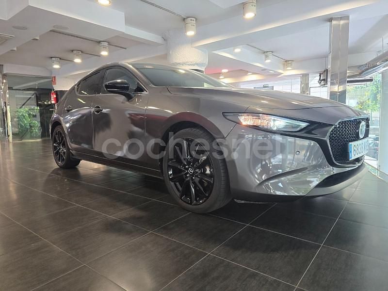 Usado Mazda 3 Homura-Line 122 CV (89 kW) 2024 Gris / plata Berlina