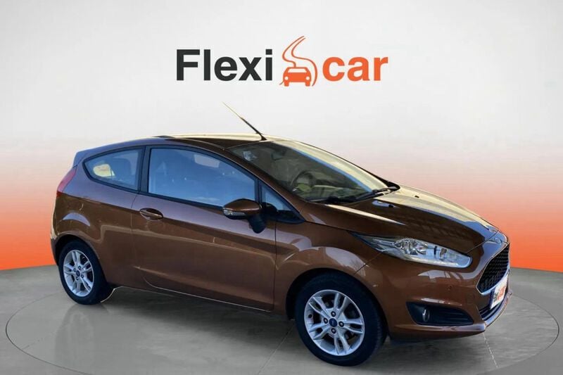 Naranja Usado 2016 Ford Fiesta Trend Utilitario | 9090 € (Precio justo) - Imagen 1/4