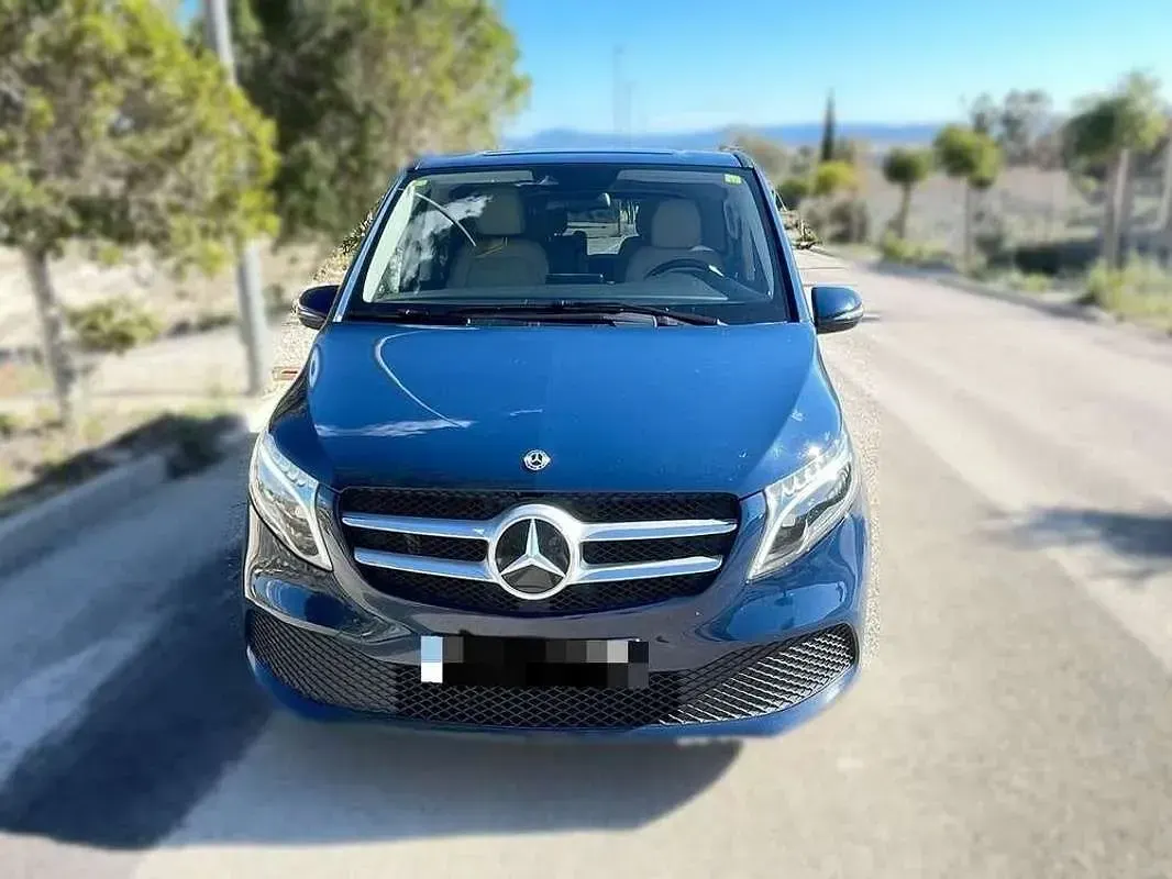 Usado Mercedes V220 163 CV (119 kW) 2020 Azul Monovolumen