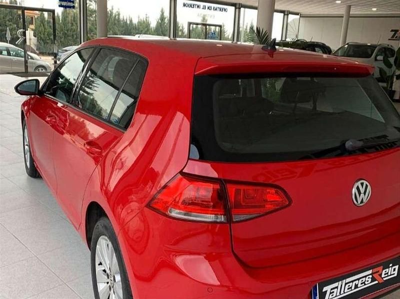 Usado VW Golf VII Advance 110 CV (80 kW) 2017 Burdeos Utilitario