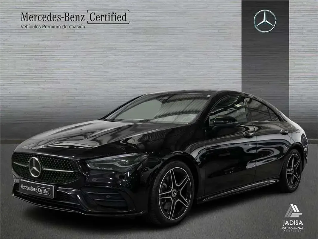 Usado Mercedes CLA200 163 CV (119 kW) 2025 Berlina