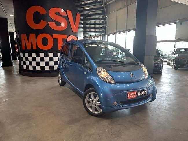 Usado Peugeot iON 48 kW (66 CV) 2012 Azul Utilitario