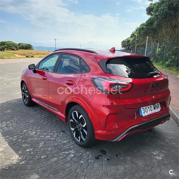 Używany Ford Puma 125 KM (91 kW) 2024 Czerwony SUV