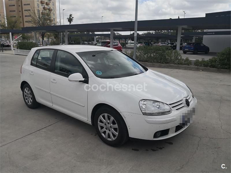 Usado VW Golf IV Highline 115 CV (84 kW) 2006 Blanco Berlina