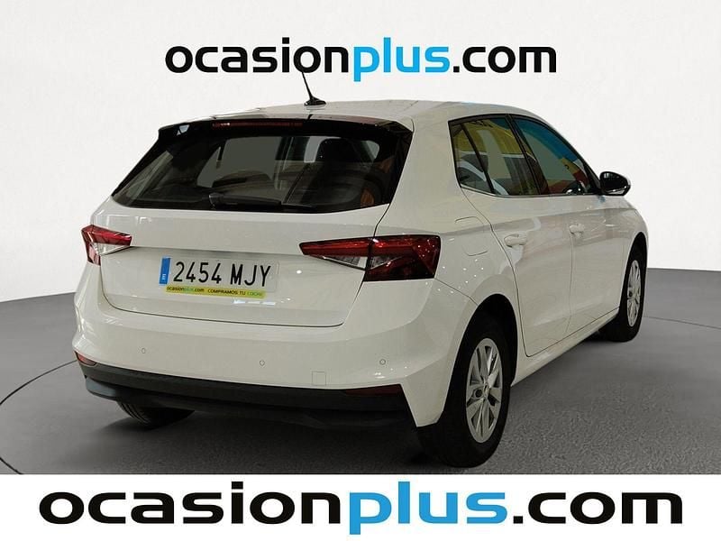 Usado Skoda Fabia Ambition 110 CV (80 kW) 2023 Blanco Utilitario