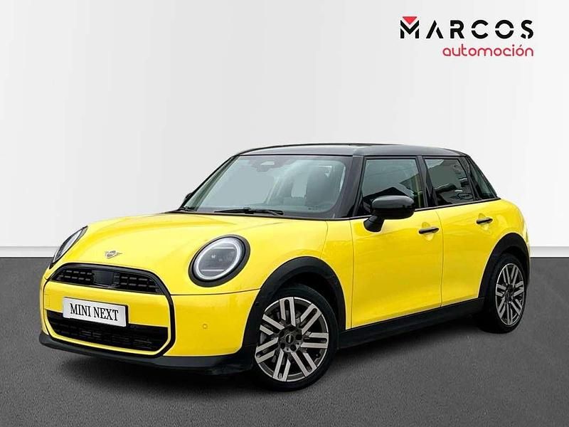 Usado Mini Cooper 156 CV (114 kW) 2024 Amarillo Utilitario