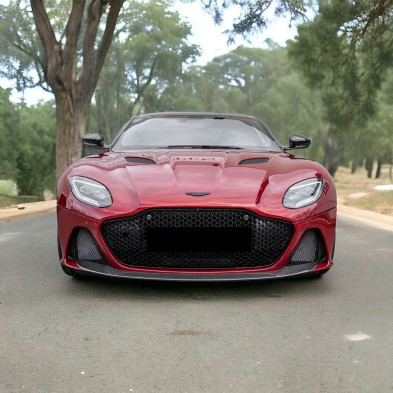 Rojo Usado 2023 Aston Martin DBS Coupe | 329.000 € - Imagen 1/4
