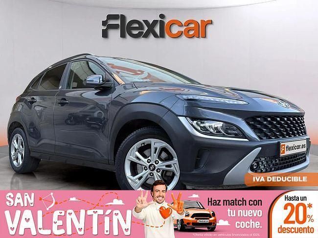 Usado Hyundai Kona 120 CV (88 kW) 2022 Gris / plata SUV