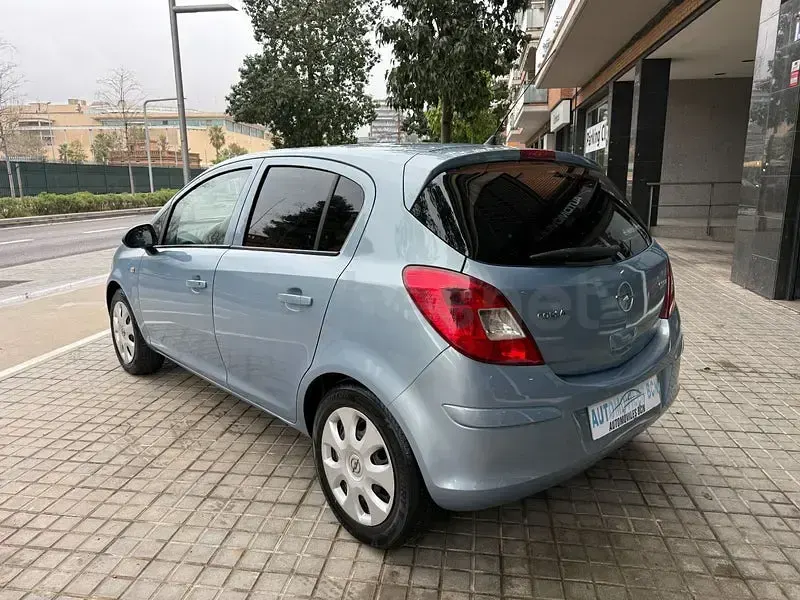 Usado Opel Corsa Essentia 75 CV (55 kW) 2009 Azul Utilitario