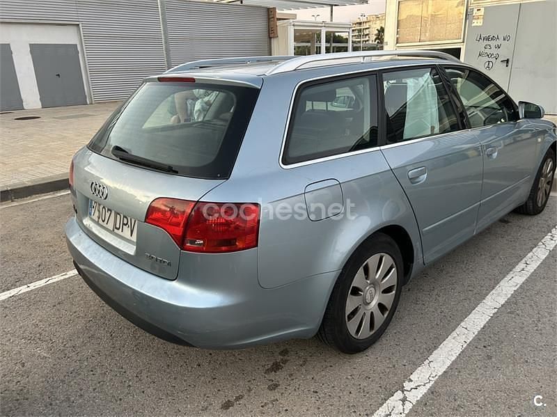 Gris / plata Usado 2005 Audi A4 Familiar | 4000 € (Super precio) - Imagen 1/4