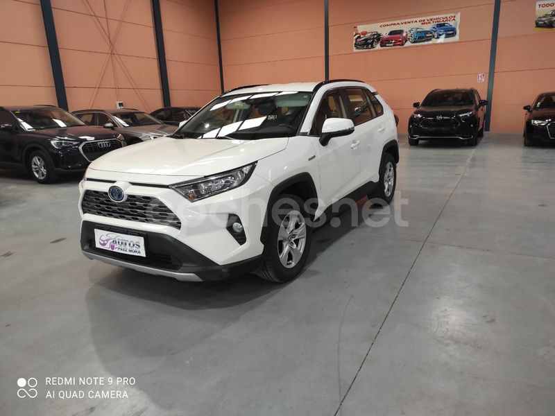 Blanco Usado 2021 Toyota RAV4 Hybrid Business Edition SUV | 27.700 € (Precio justo) - Imagen 1/4