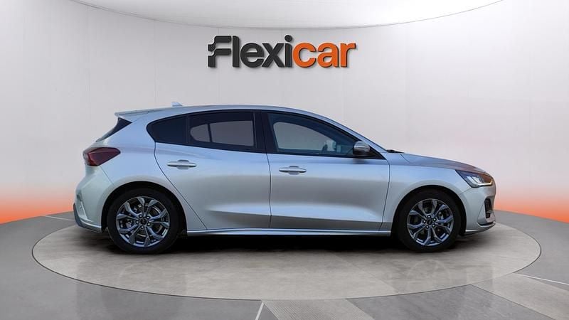 Usado Ford Focus ST-Line X 155 CV (114 kW) 2023 Gris Berlina