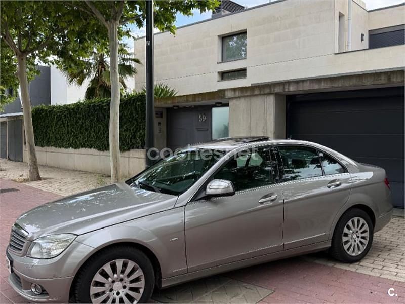 Beige Usado 2009 Mercedes C200 Elegance Berlina | 9000 € (Caro) - Imagen 1/4