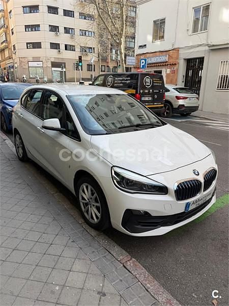 Usado BMW 225 Active Tourer iPerformance 224 CV (164 kW) 2018 Blanco Monovolumen