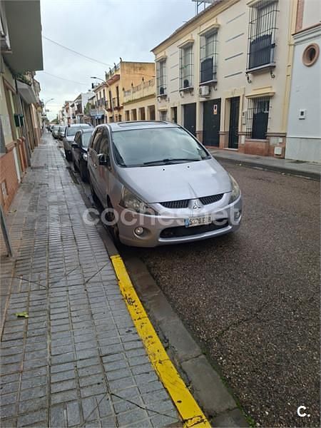 Usado Mitsubishi Grandis Instyle 136 CV (100 kW) 2006 Gris / plata Monovolumen