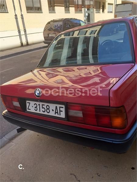Usado BMW 316 102 CV (75 kW) 1989 Rojo Berlina