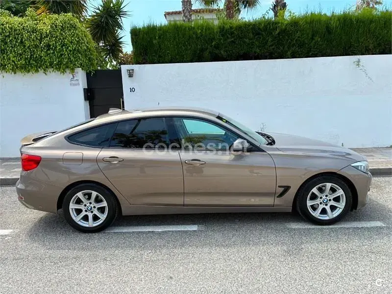 Usado BMW 318 143 CV (105 kW) 2015 Beige Berlina