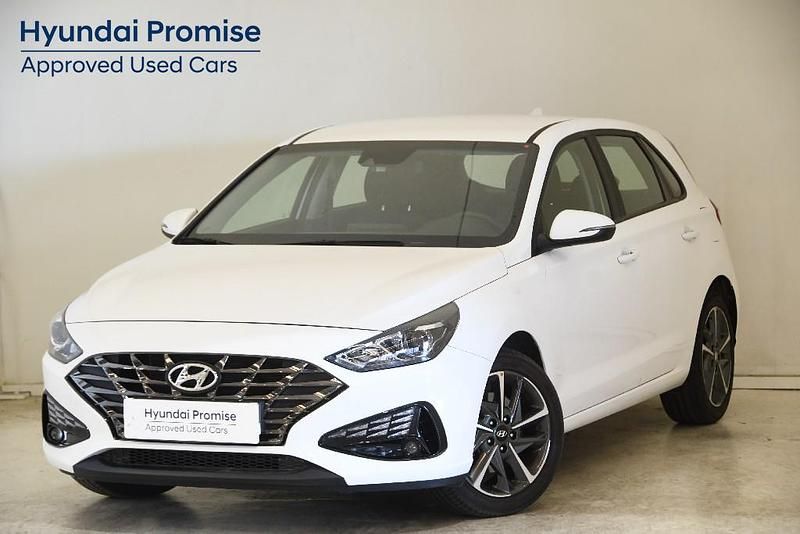 Usado 2024 Hyundai i30 | 17.900 € (Buen precio) - Imagen 1/4