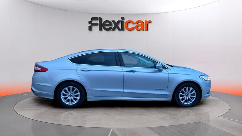 Usado Ford Mondeo Titanium 188 CV (138 kW) 2017 Gris Berlina