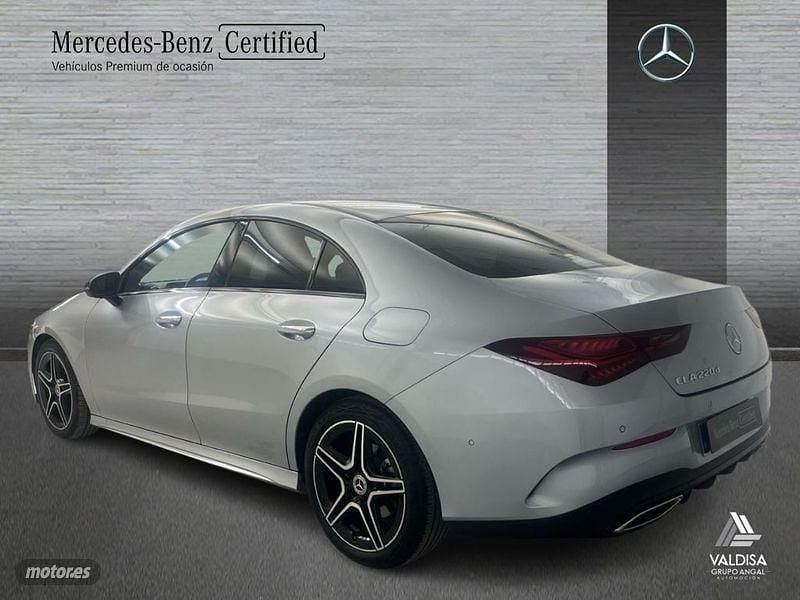 Usado Mercedes CLA220 AMG line 190 CV (139 kW) 2025 Plateado Berlina