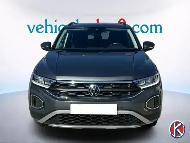 Usado VW T-Roc Life 116 CV (85 kW) 2025 Gris SUV